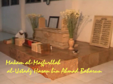 Makam al-Maghfurlah al-Ustadz Hasan bin Ahmad al-Baharun